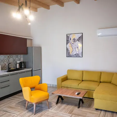 Apartment Paradise *