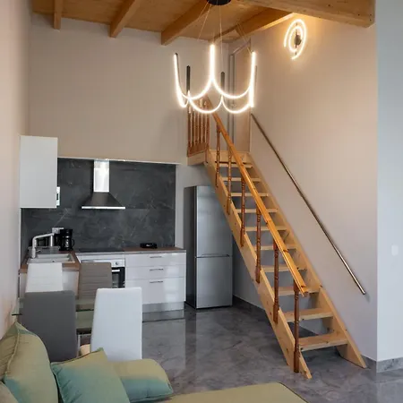 Apartment Paradise *