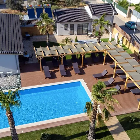 Apartment Paradise *